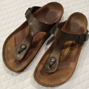 Size 39/9 Birkenstock "Gizeh" sandal